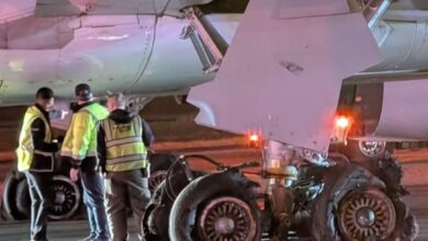 Semua 8 tayar Boeing meletup semasa mendarat