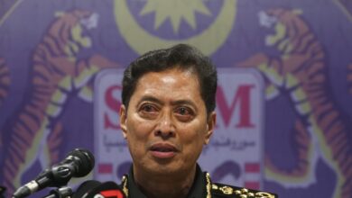 Azam Baki sues Bloomberg for RM100m over report on shareholdings