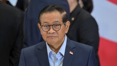 Gabenor minta maaf, ‘rider’ pengsan motosikal langgar jalan berlubang