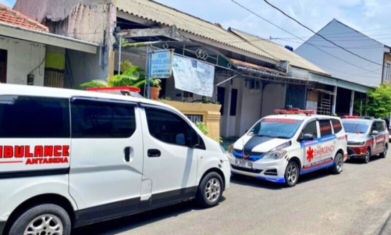 Sanggup guna ambulans kutip hutang peminjam