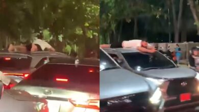 Bosan jalan jem, pelancong meniarap atas SUV