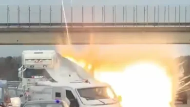 Geng perompak letup van keselamatan tengah lebuh raya