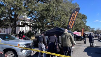 5 cedera festival Mardi Gras diserang