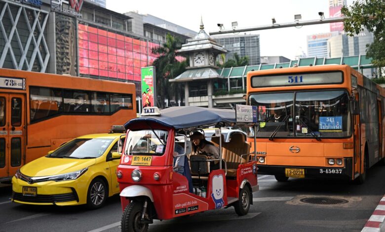 Salah tempat berasmara, 2 pelancong didenda lebih RM1,200