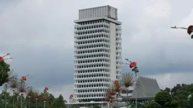 ‘Expedite Political Financing Bill’