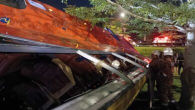 10 injured as express bus en route to Johor overturns