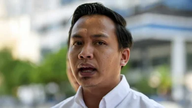 PKR suspends Fahmi Zainol from party posts pending court case
