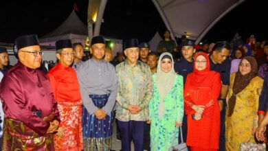 Ahmad Zahid Terus Santuni Rakyat, Hadiri Beberapa Rumah Terbuka Syawal