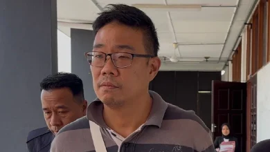 Penjual ikan dituduh rotan, tarik rambut anak teman wanita hanya kerana enggan habiskan makanan