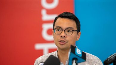 Fahmi disappointed as Lee Chean Chung quits PKR council, says voters deserve answers