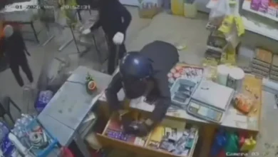 Pekerja kedai runcit cedera dilibas pedang dalam kejadian samun