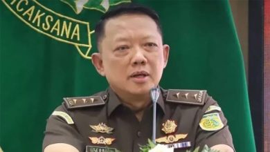 Emas 74kg, wang RM77 juta dalam rumah bekas pendakwa raya dirampas