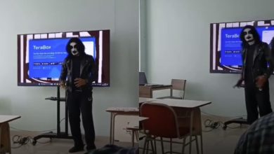Pelajar bergaya ‘black metal’ bentang tesis