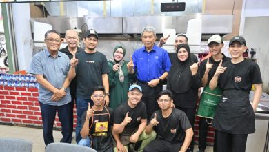 Mohamad Hasan Rayu Pengundi Awal Kekalkan Sokongan Kepada BN Demi Kestabilan Johor