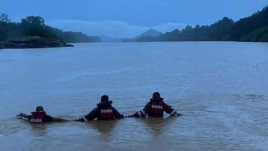 Two 14-year-old boys feared drowned while swimming in river