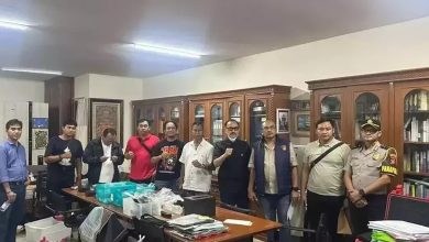 Ratusan senjata api ditemukan di sekolah