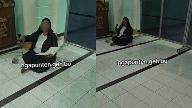 Wanita ditegur, mengaji pakai mikrofon masjid