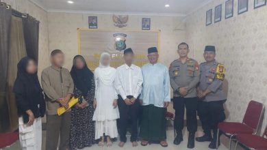 Curi wang untuk kahwin, pemuzik jalanan nikah kekasih di balai polis