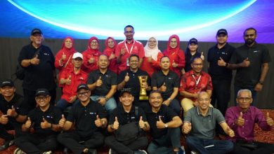 Dinobat Ketua Penerangan Bahagian Terbaik, Azmee Hargai Pengiktirafan