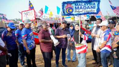 Perarakan Bot Nelayan… Lautan Patriotik Satukan Rakyat
