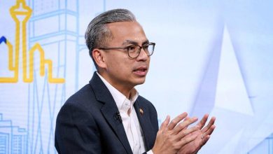 Government to study age verification for Roblox, online gaming platforms