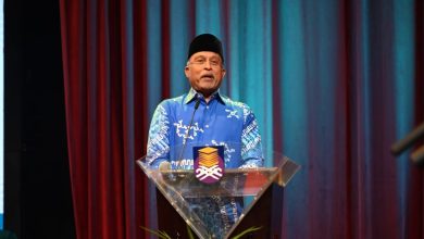 Ilmu Membentuk Akhlak, Adab Dan Jati Diri Mahasiswa – Dr Zambry