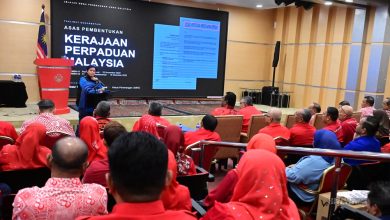 Agenda Malaysia Biru Isyarat Kesiapsiagaan UMNO Hadapi Pilihan Raya – Azalina