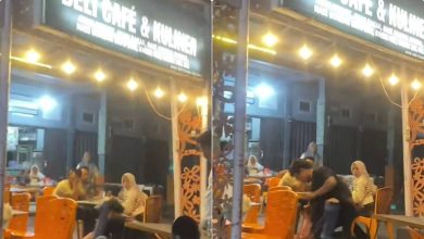 ‘Kantoi’ bersama kekasih gelap, suami pijak isteri di kafe