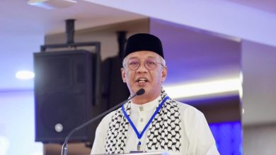 UMNO Tidak Boleh Berdiam Diri, Kuasai Naratif Politik – Mahadhir
