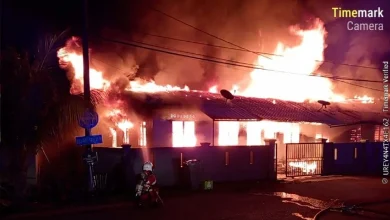 4 rumah hangus dijilat api