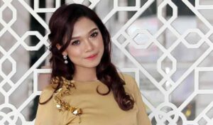 Biodata Artis Ruhainies Farehah