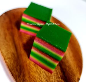 RESEPI KUIH LAPIS BERGEDIK SUKATAN CAWAN