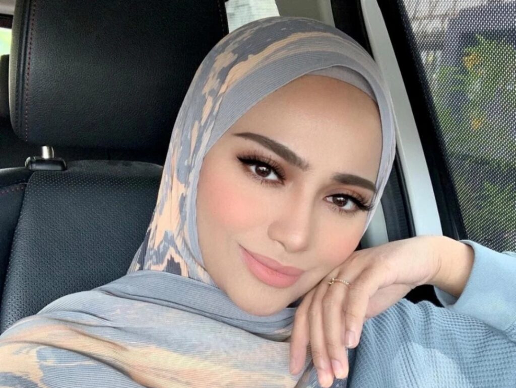 Kilafairy: Tiada sesalan berhijrah