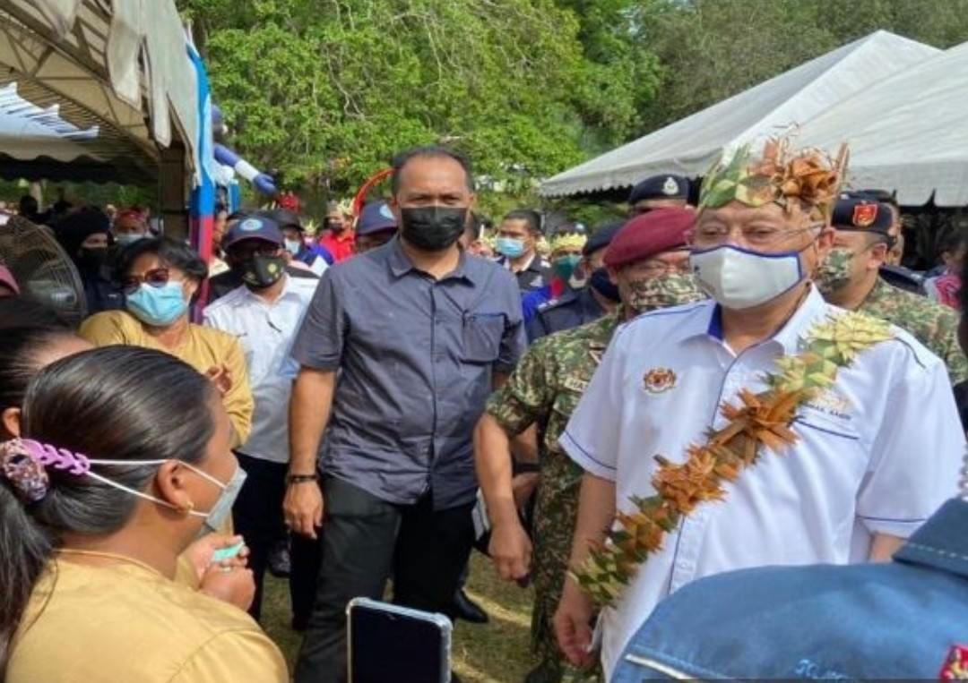 Keluarga Malaysia membela pendidikan Orang Asli - Ismail - MYKMU.NET