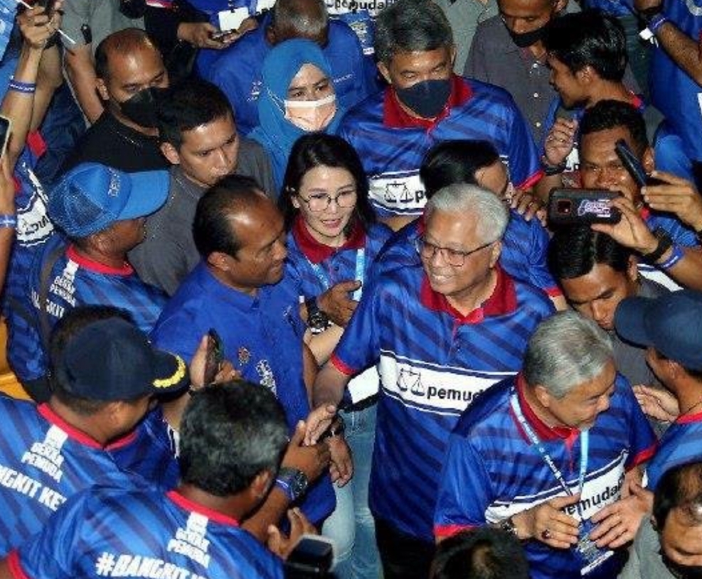 Pemuda Umno Bn Sokong Pm Tolak Usaha Pecah Belahkan Parti Mykmu Net