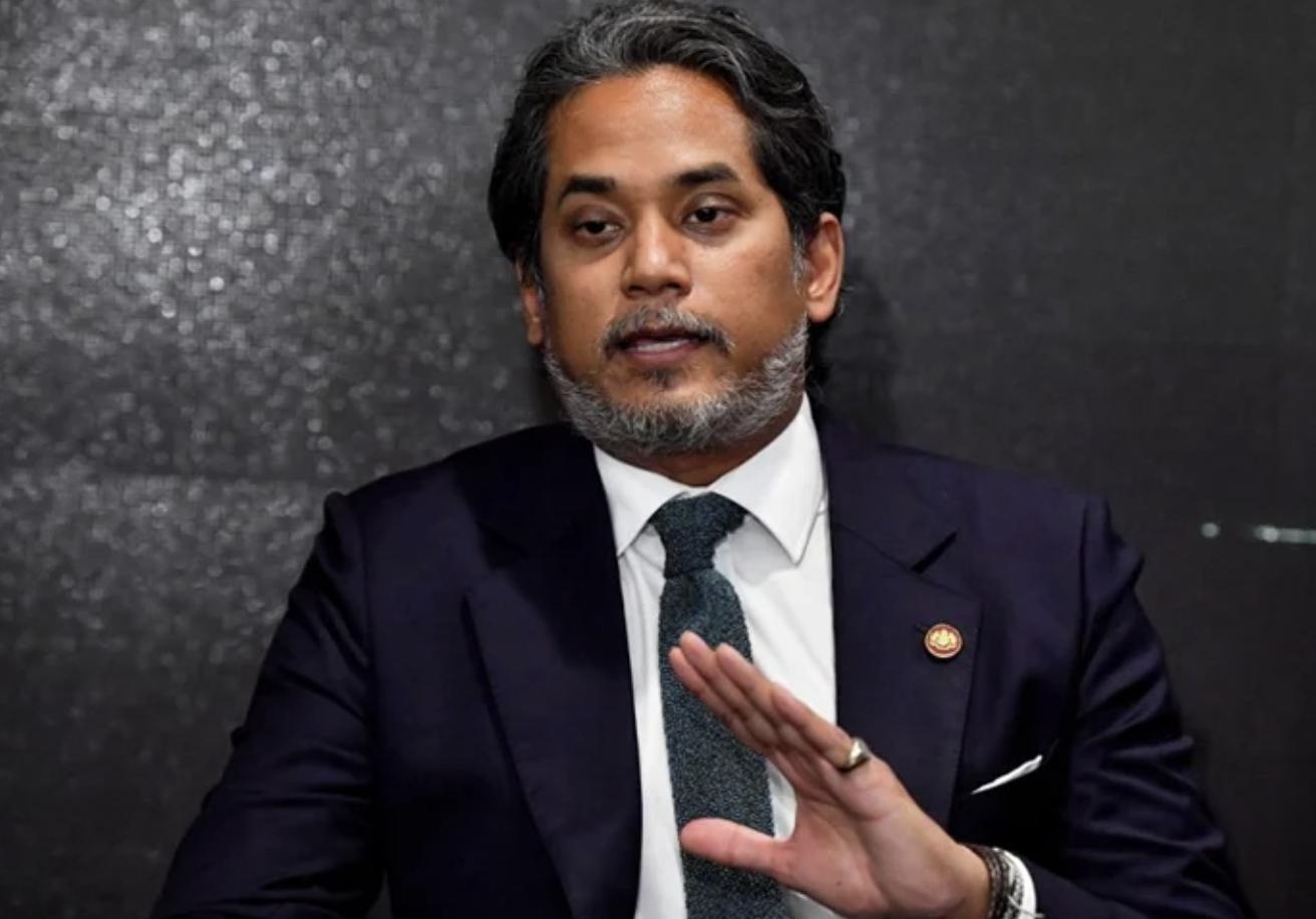 Peluang Khairy jadi MB lebih cerah jika tanding di Kelantan