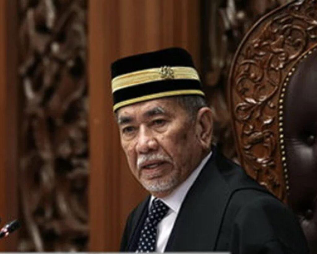 Wan Junaidi Dilantik TYT Sarawak Baharu - MYKMU.NET