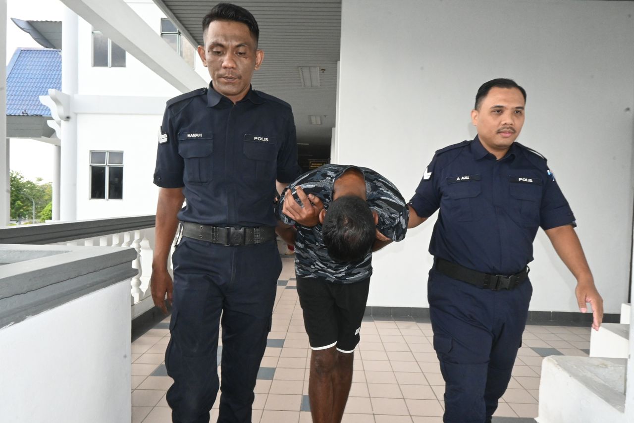 Lelaki tarik seluar wanita tengah tidur dalam hotel didakwa