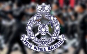 Dua lelaki berlagak jadi polis ‘pau’ warga asing