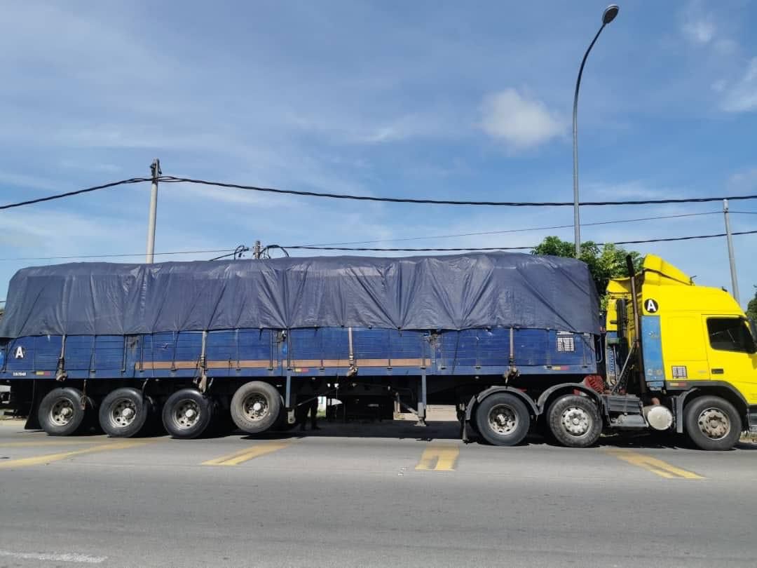 Hajat seludup 41 tan kelapa ke Siam tak kesampaian