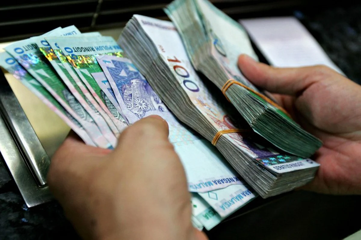 Bookie didakwa makin ligat, sanggup tawar ratusan ribu ringgit