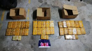 Penyeludup lari tinggalkan pil kuda RM3.24 juta tepi sungai