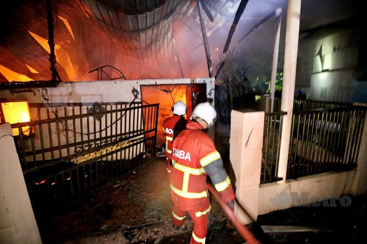 4 rumah terbakar, lebih 20 penghuni terjejas