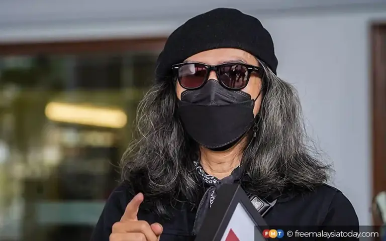 Fahmi Reza released, back in KL