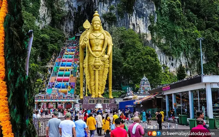 MIC to hold solidarity prayers for Najib at Batu Caves instead