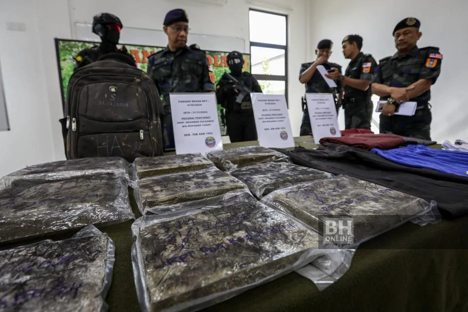 2 lelaki panjat tembok sempadan tinggalkan ganja 8kg bernilai RM400,000