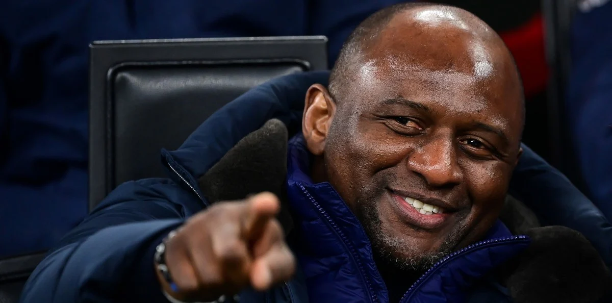 Vieira bantu Genoa raih kemenangan sulung di laman sendiri