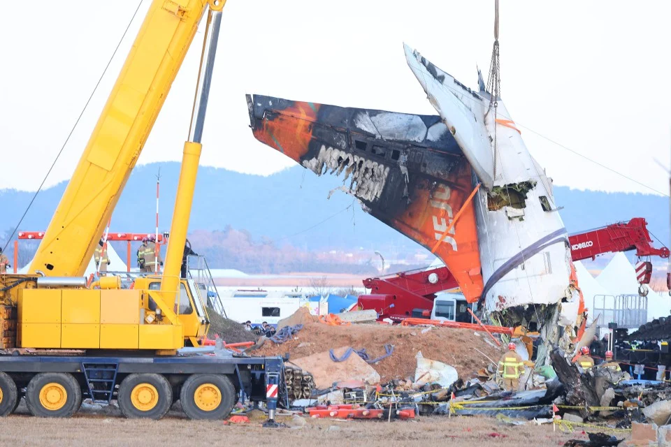 Nahas pesawat Jeju Air: Polis serbu Lapangan Terbang Muan hari kedua