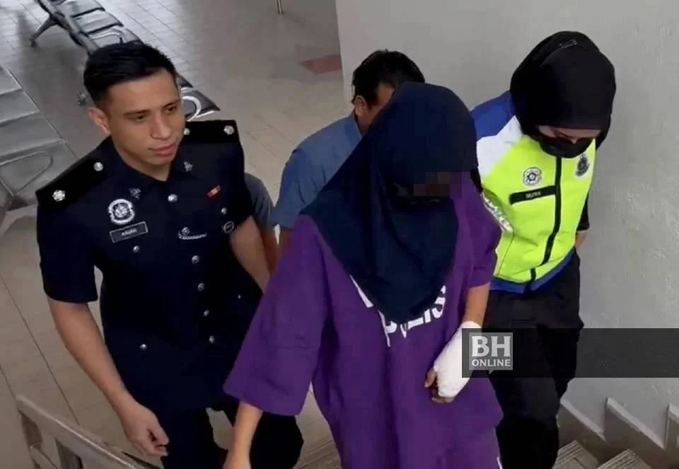 Tikam ibu saudara: Remaja 14 tahun didakwa di mahkamah esok