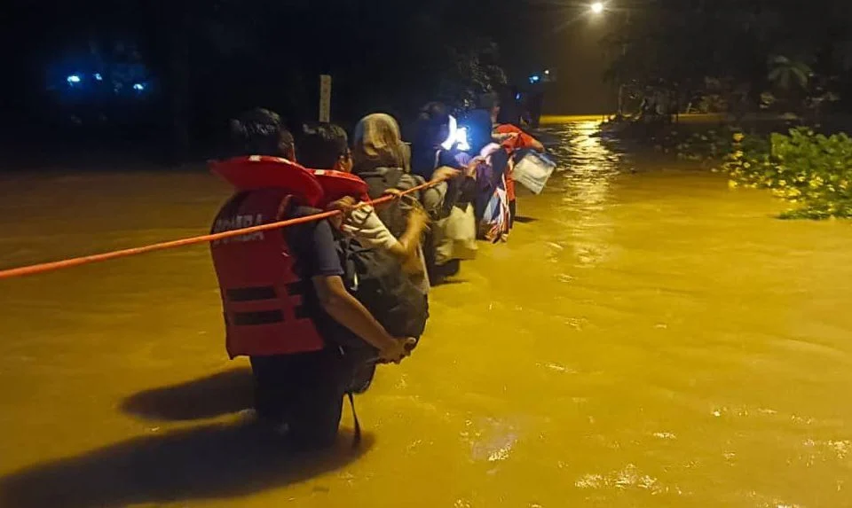 Banjir: Tiga PPS dibuka di Johor Bahru, 68 penduduk terjejas